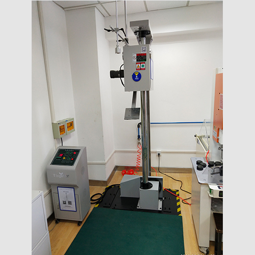 跌落试验机